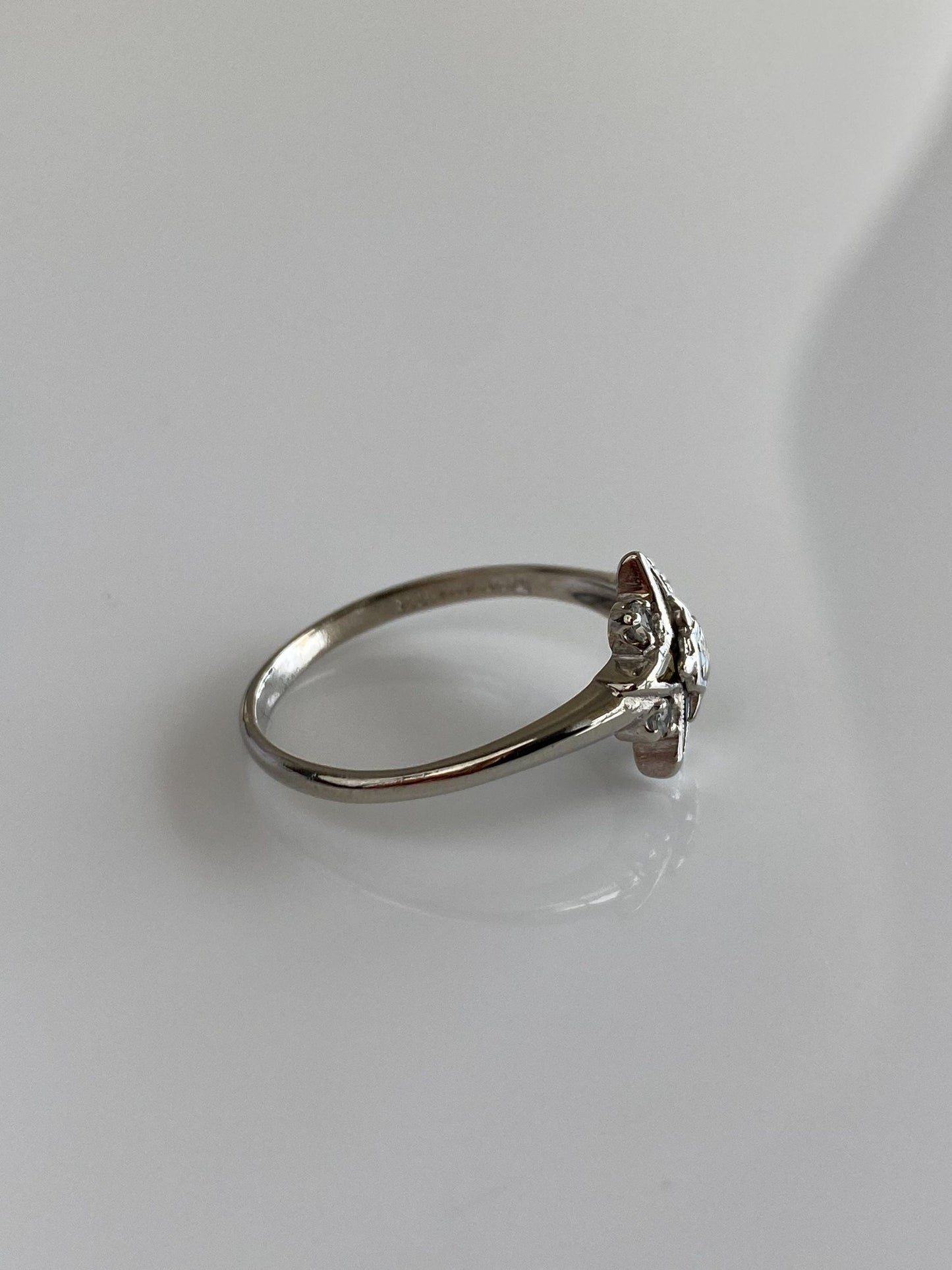 Vintage Solid 10k White Gold Spinel Enamel Eastern Star Freemason Ring - Size 8.5