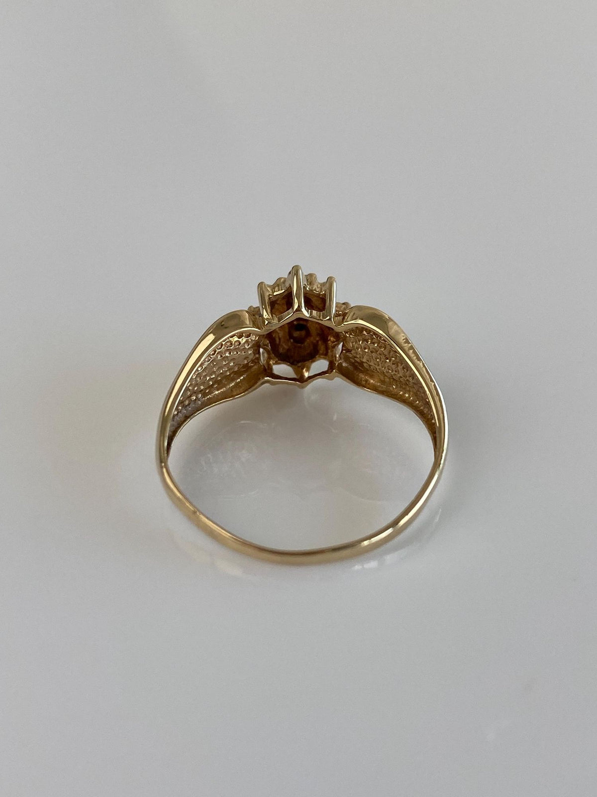 Vintage Solid 10k Yellow Gold Diamond Cluster Ring - Size 7.5