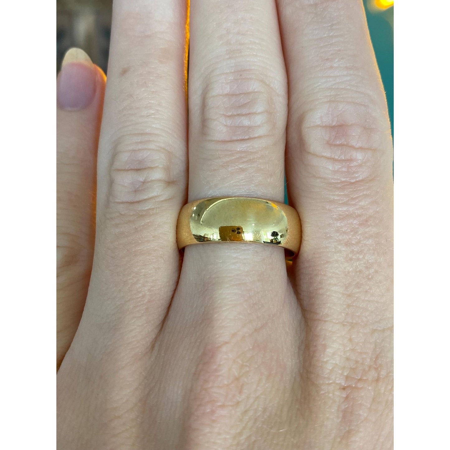 Vintage Solid 18k Yellow Gold Wide Ring Band - Size 9