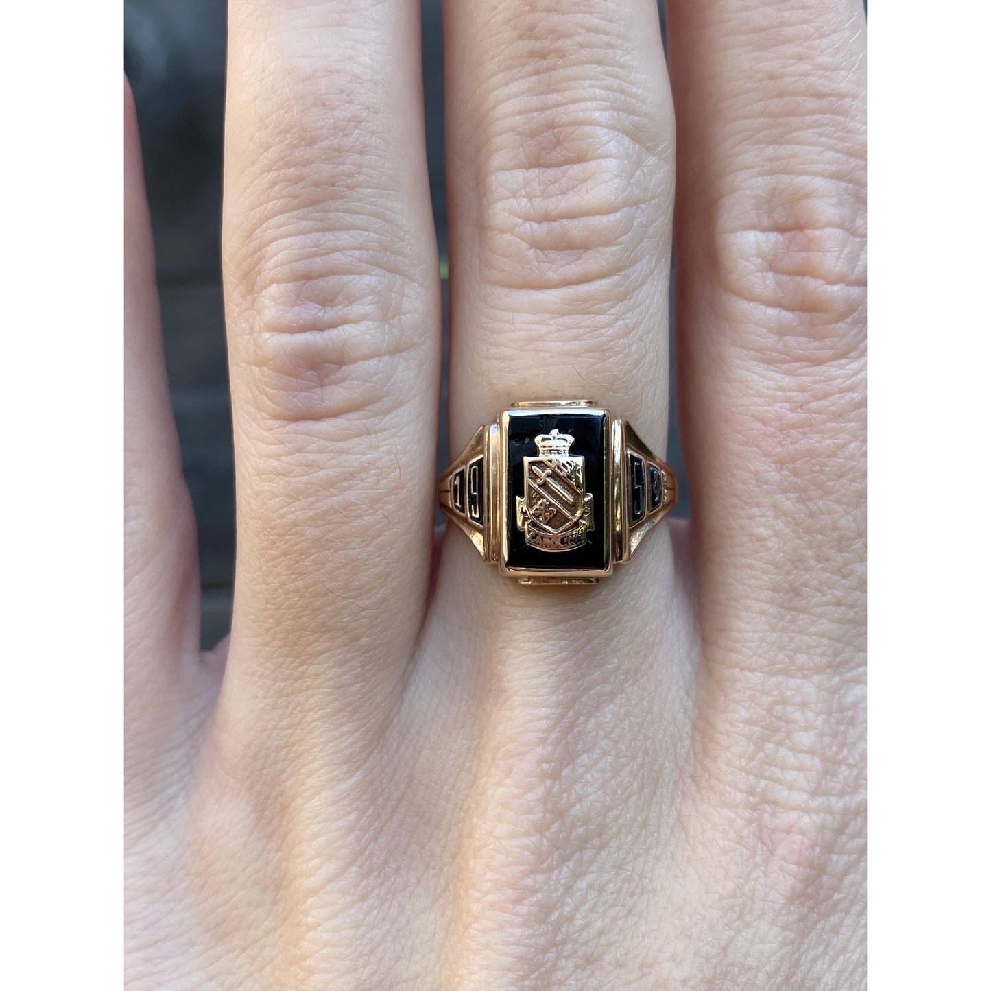 Vintage Solid 10k Yellow Gold Onyx 1954 Class Ring - Size 6.25