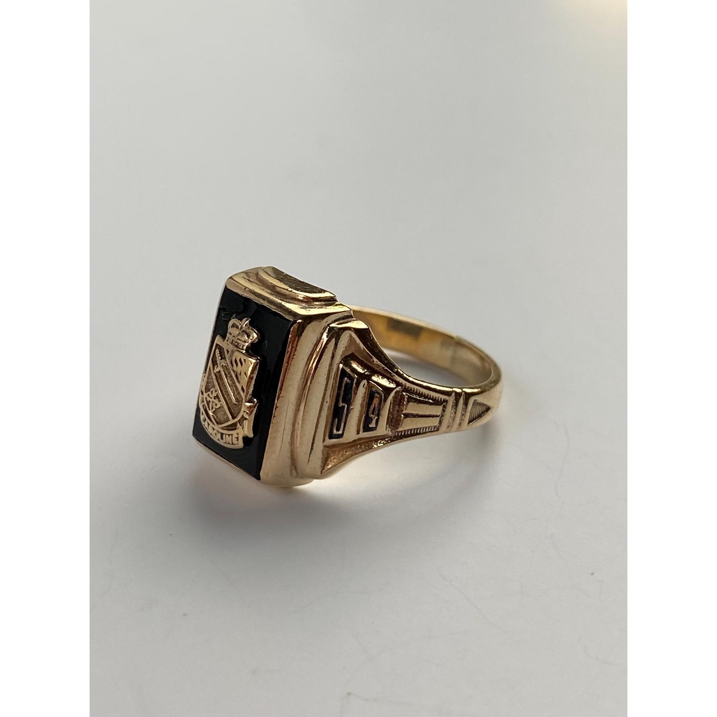 Vintage Solid 10k Yellow Gold Onyx 1954 Class Ring - Size 6.25