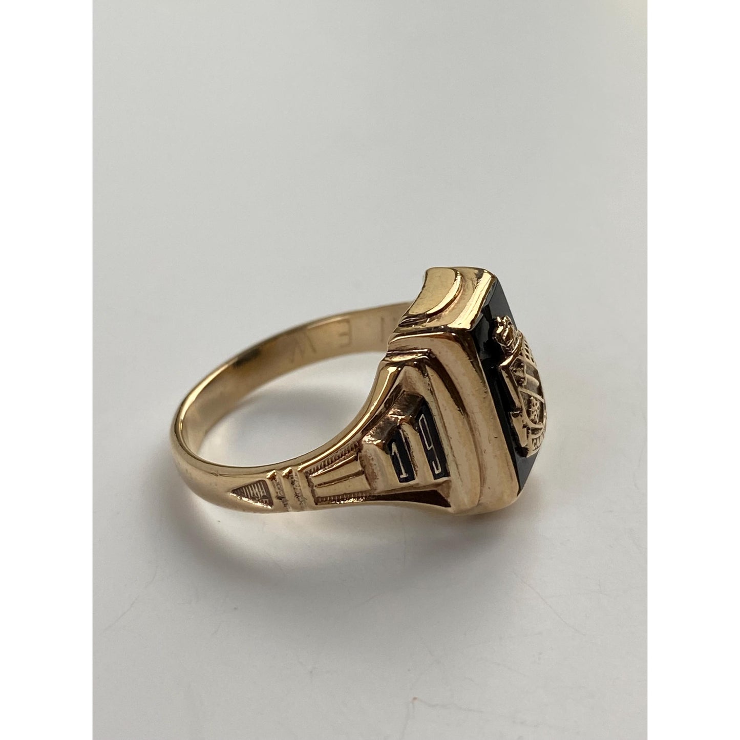 Vintage Solid 10k Yellow Gold Onyx 1954 Class Ring - Size 6.25