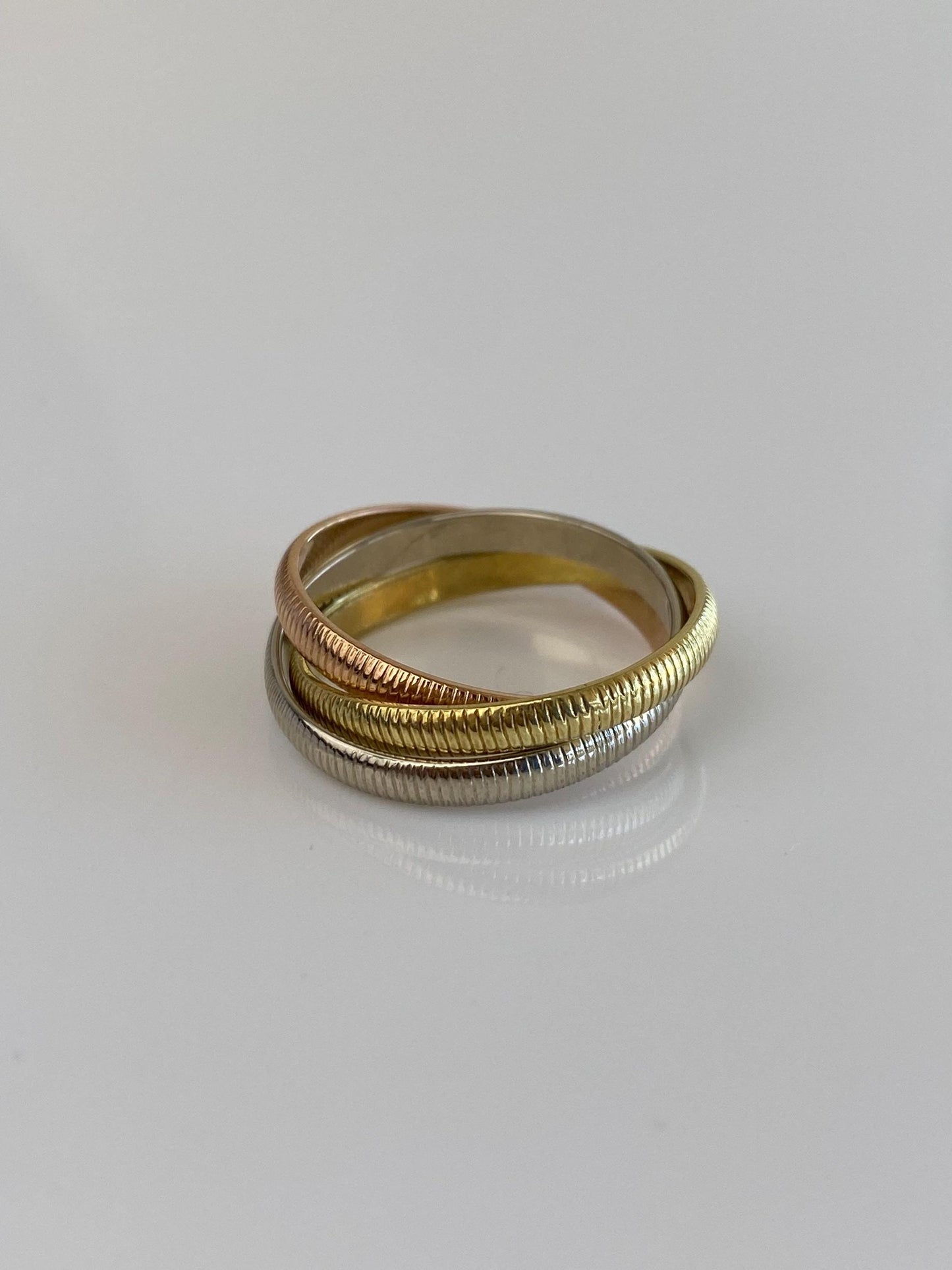 Vintage Solid 18k Tri Tone Gold Textured Rolling Ring Band - Size 7.75