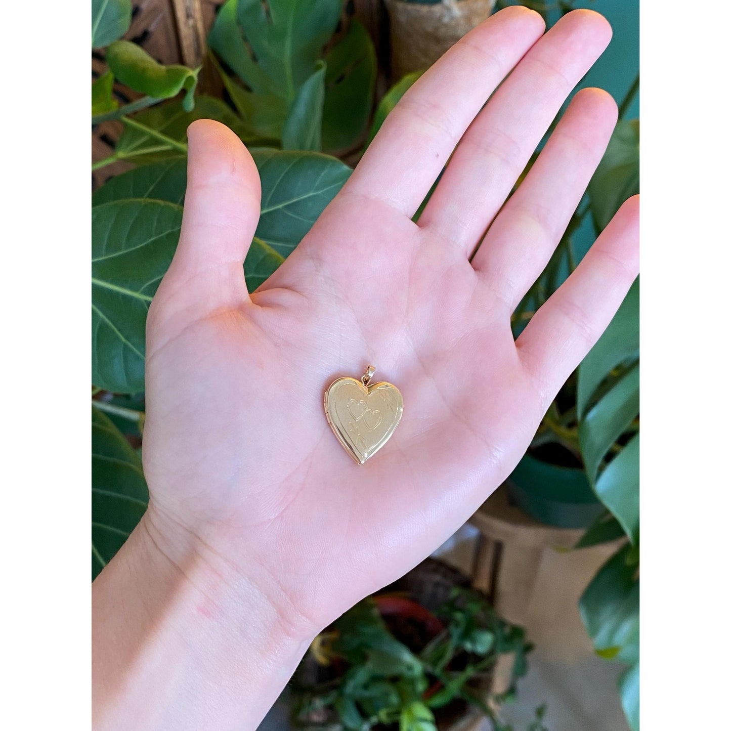 Vintage Solid 14k Yellow Gold Double Hearts Design Heart Locket Charm