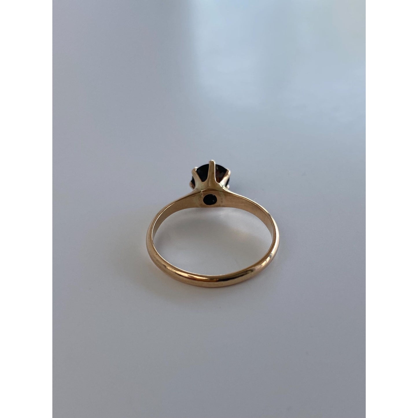Vintage Solid 9k Yellow Gold Agate Ring - Size 5
