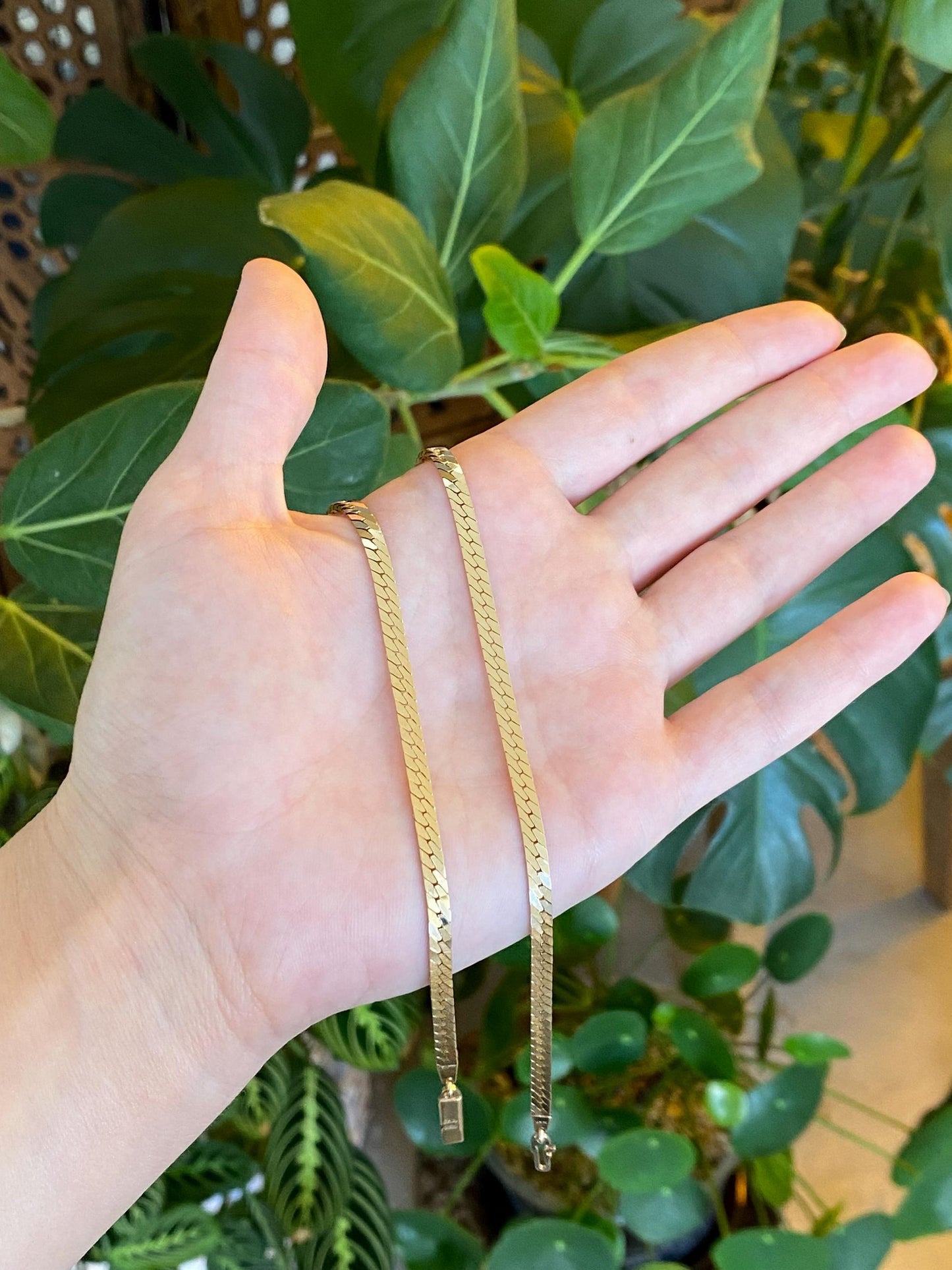 Vintage Solid 14k Yellow Gold Chunky Flat Curb Chain Necklace - 19.25 inches