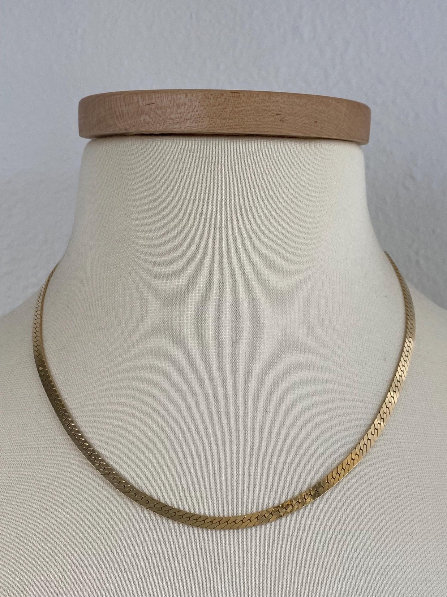 Vintage Solid 14k Yellow Gold Chunky Flat Curb Chain Necklace - 19.25 inches