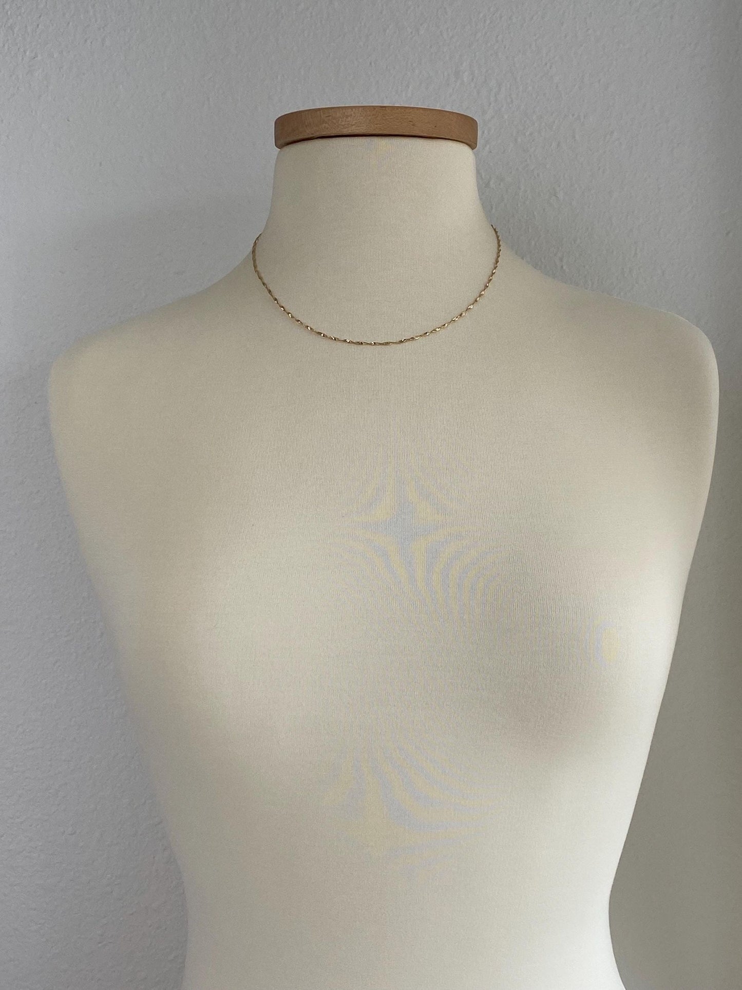 Vintage Solid 14k Yellow Gold Twist Chain Necklace - 18 inches