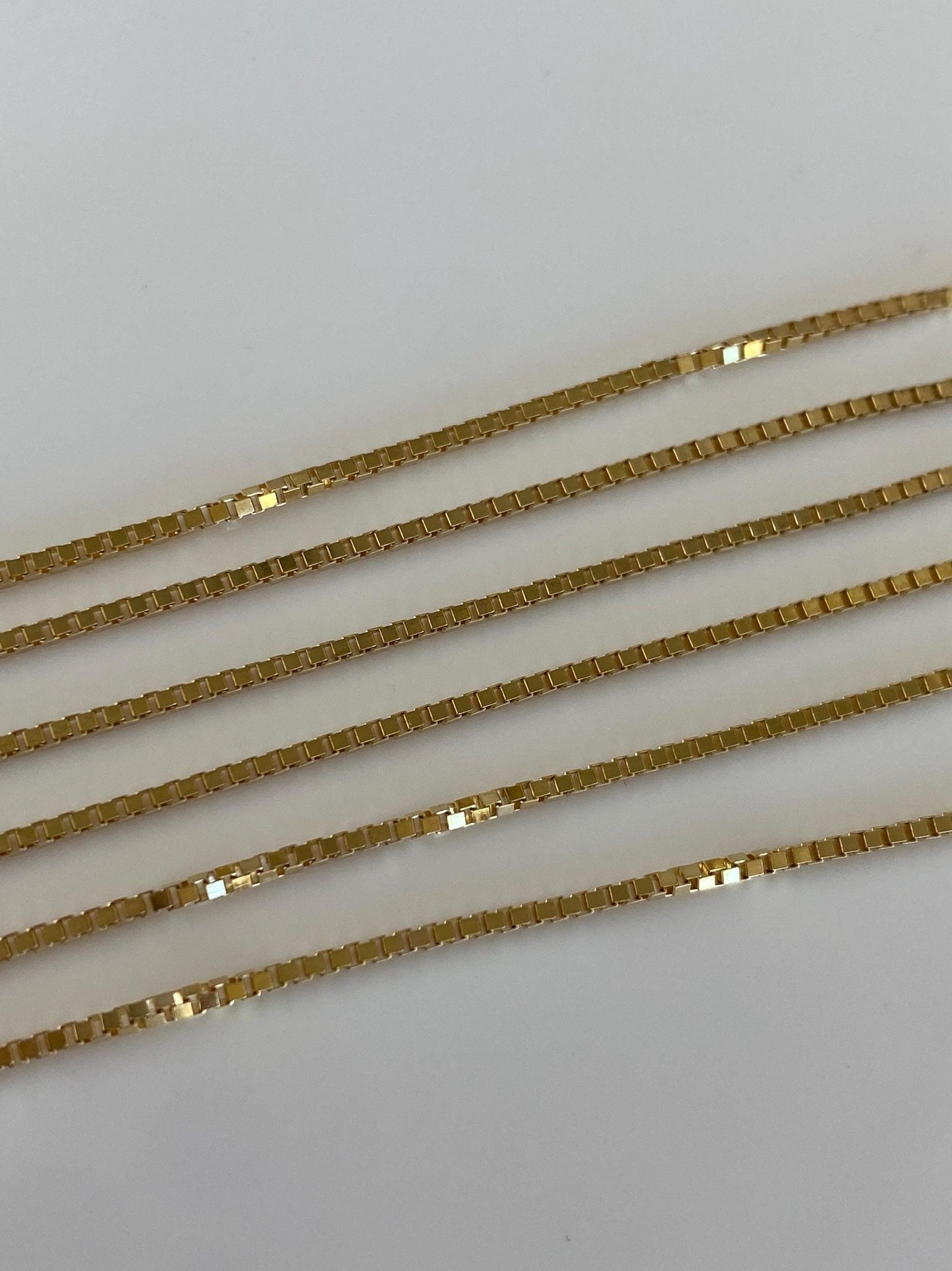 Vintage Solid 14k Yellow Gold Box Chain Necklace - 18 inches