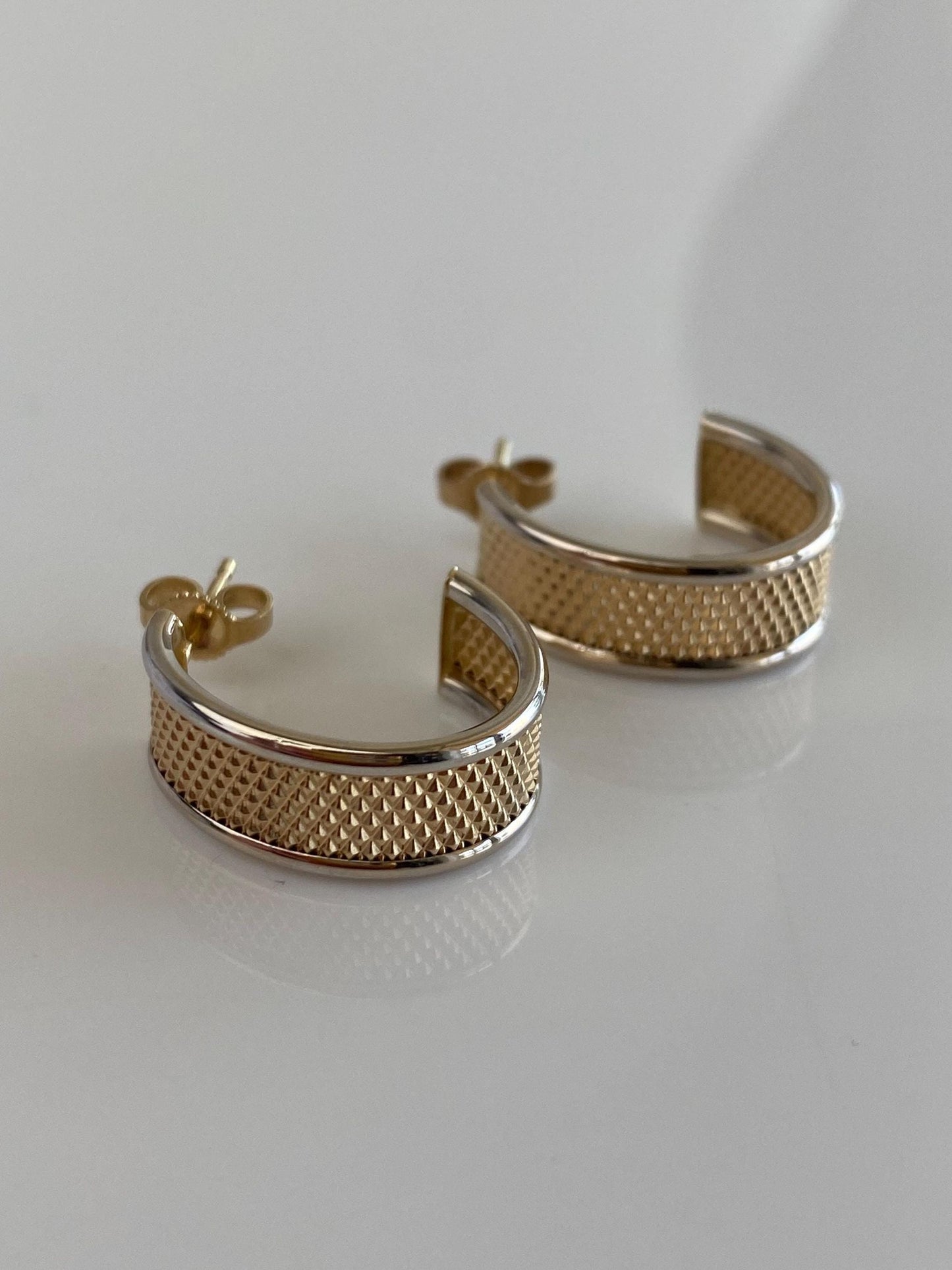 Vintage 14k White & Yellow Gold Textured Drop Hoop Earrings
