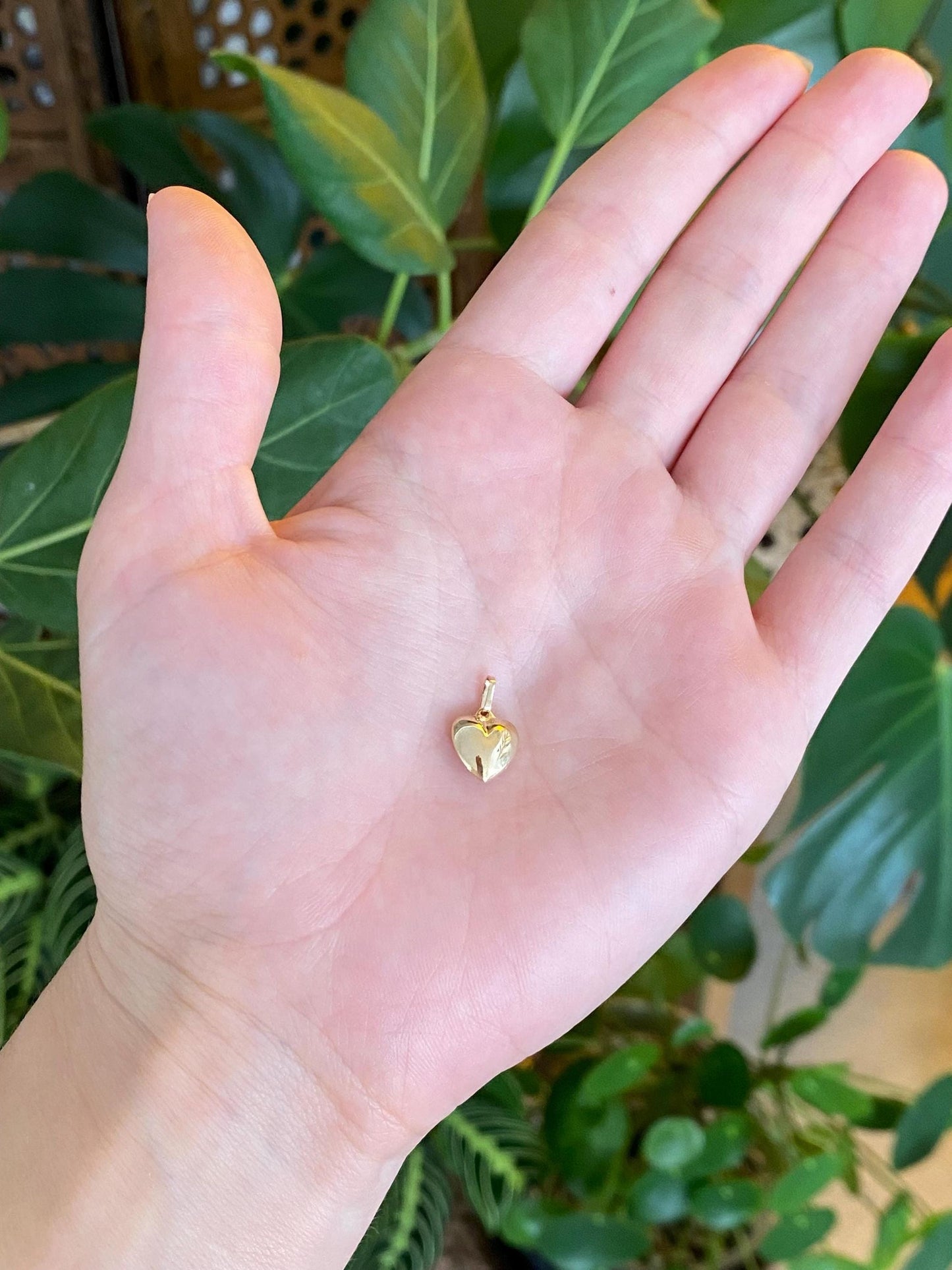 Vintage 14k Yellow Gold Diamond Cut Puffy Heart Charm