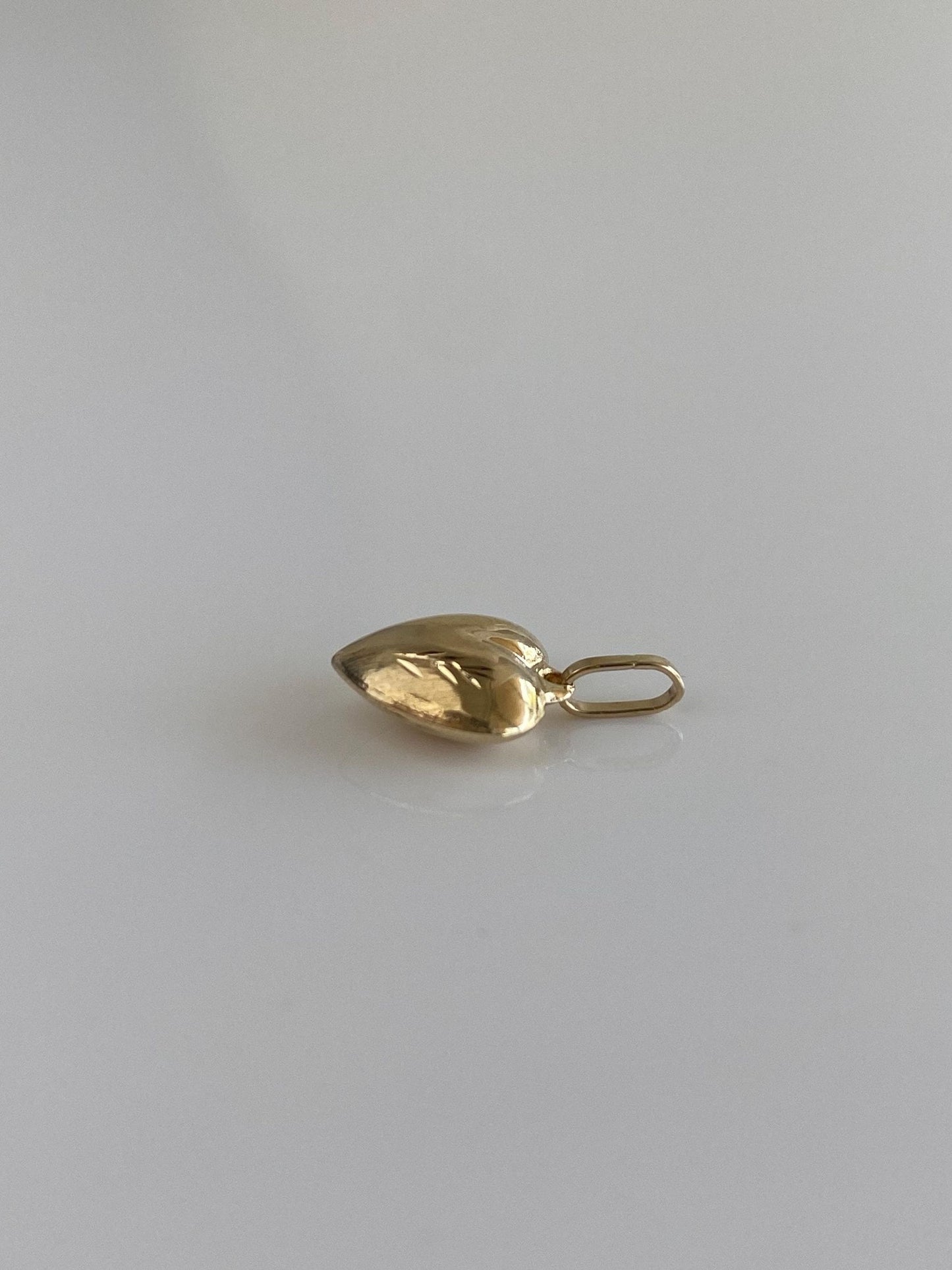 Vintage 14k Yellow Gold Diamond Cut Puffy Heart Charm