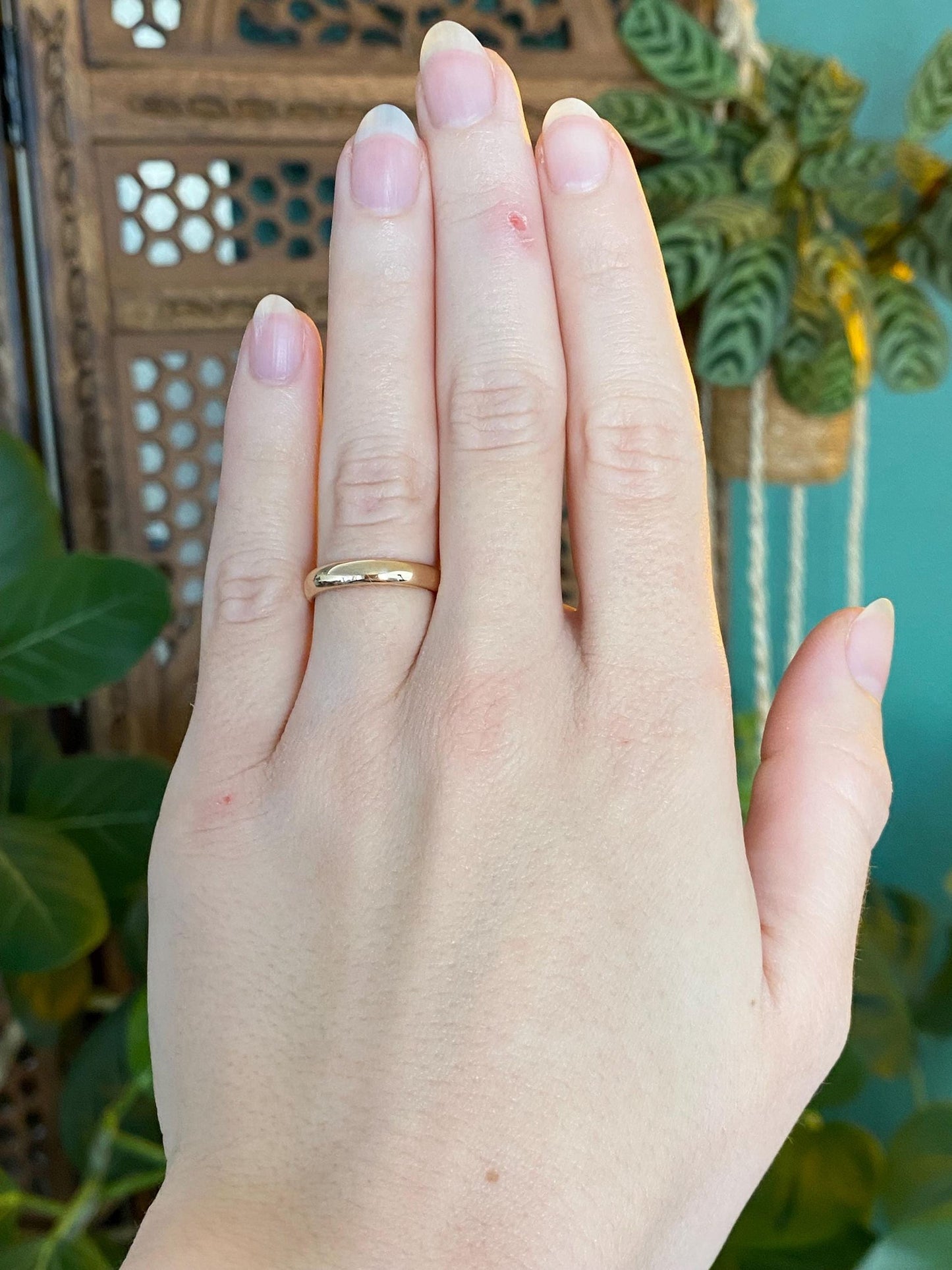 Vintage Solid 14k Yellow Gold Ring Band - Size 6