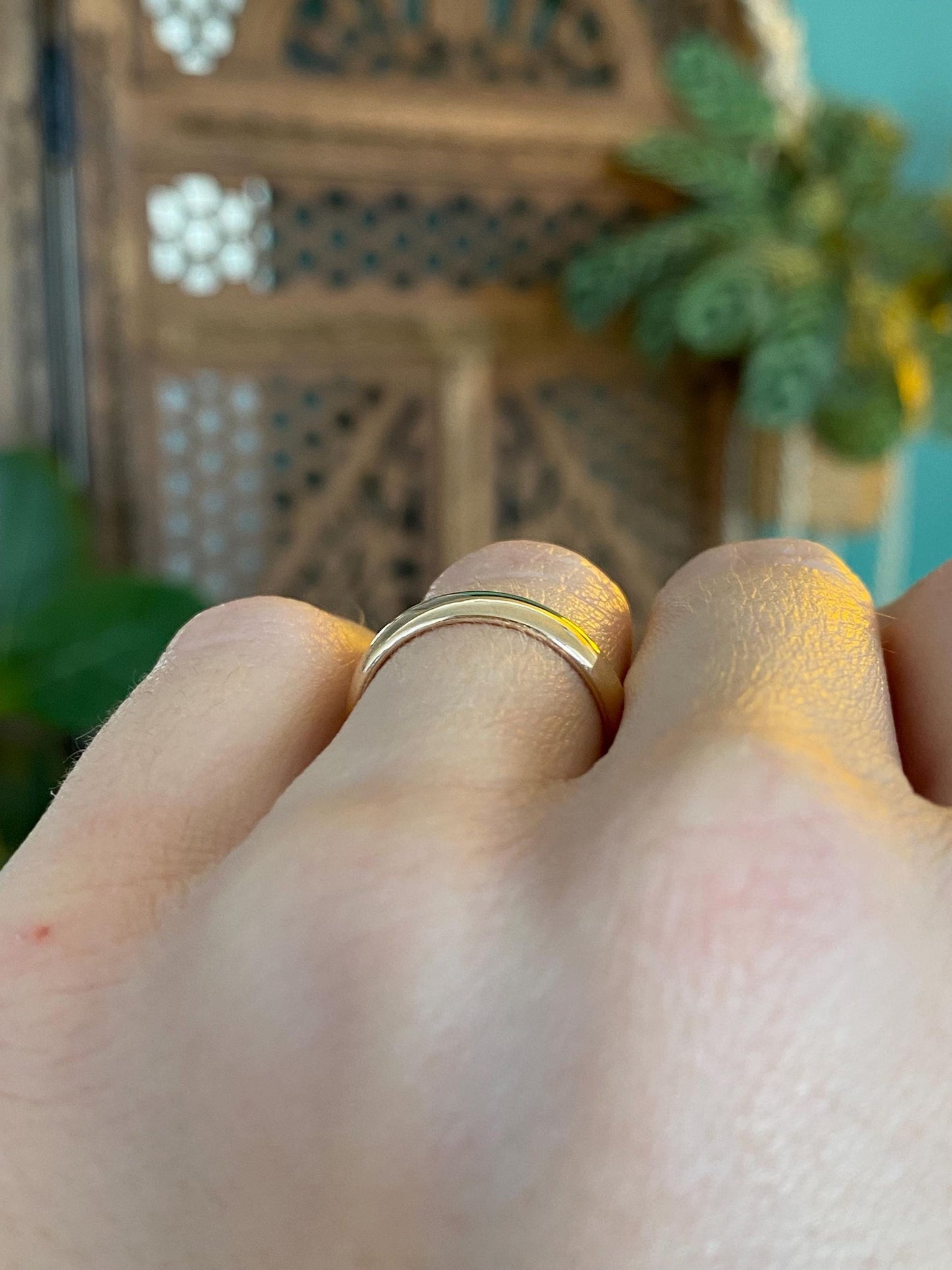 Vintage Solid 14k Yellow Gold Ring Band - Size 6