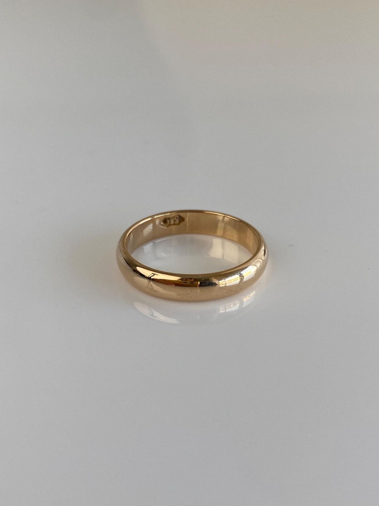Vintage Solid 14k Yellow Gold Ring Band - Size 6