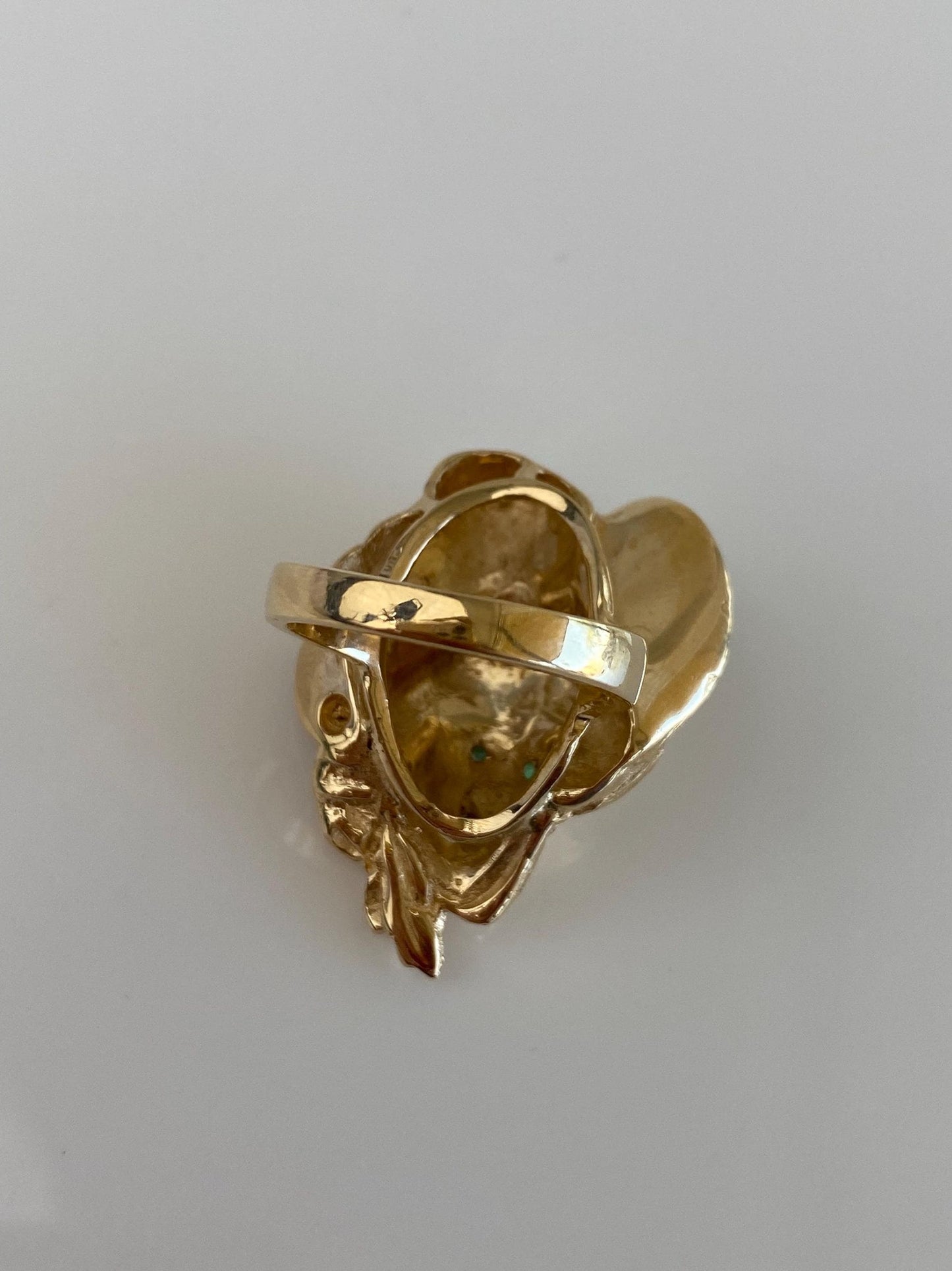 Vintage Solid 14k Yellow Gold Diamond Emerald Eyes Lady in Bonnet Ring - Size 7.75
