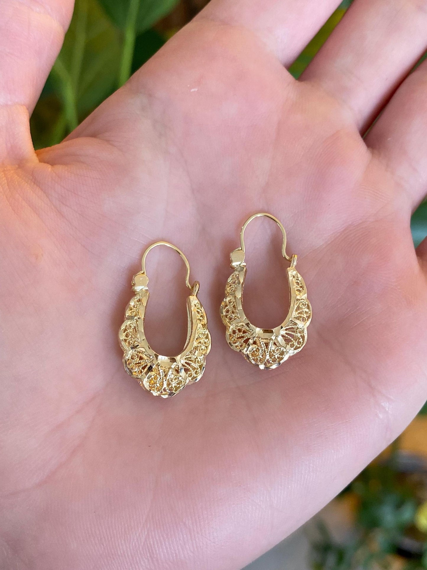 Vintage Solid 14k Yellow Gold Filigree Open Work Hoop Earrings