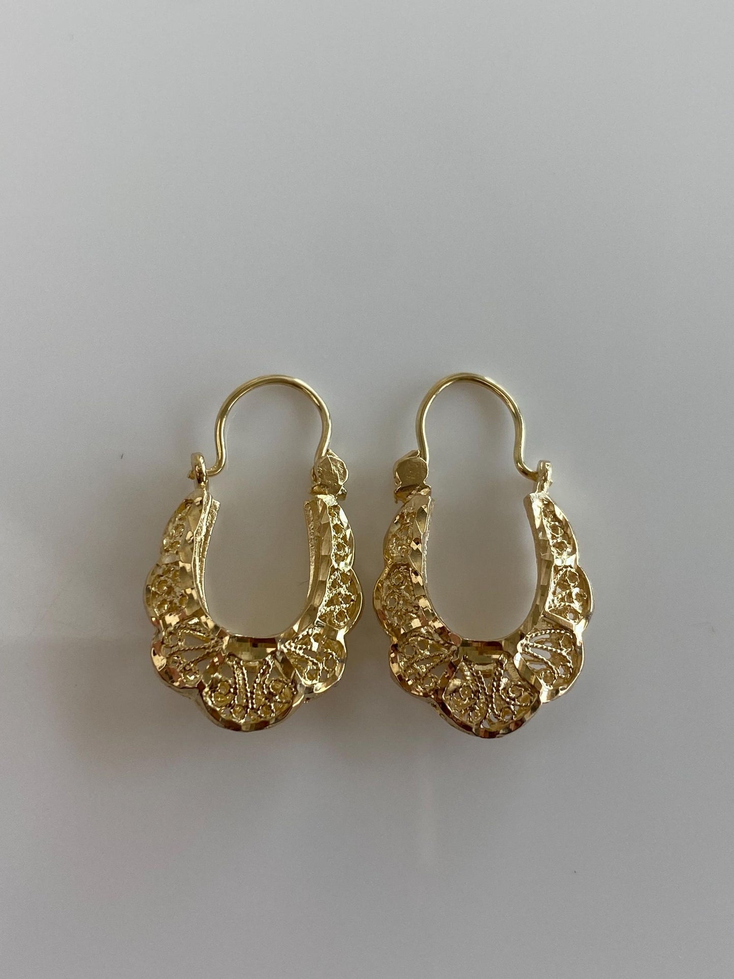 Vintage Solid 14k Yellow Gold Filigree Open Work Hoop Earrings