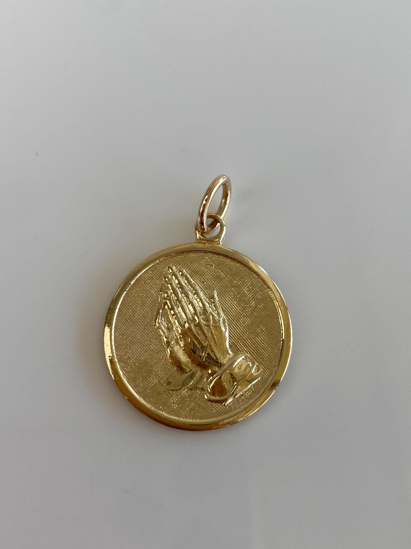 Vintage Solid 14k Serenity Prayer Praying Hands Charm