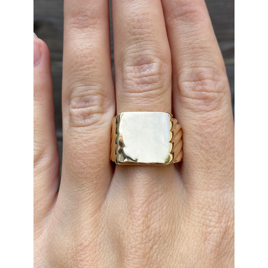 Vintage Solid 14k Yellow Gold Square Designed Signet Ring Band - Size 9.25