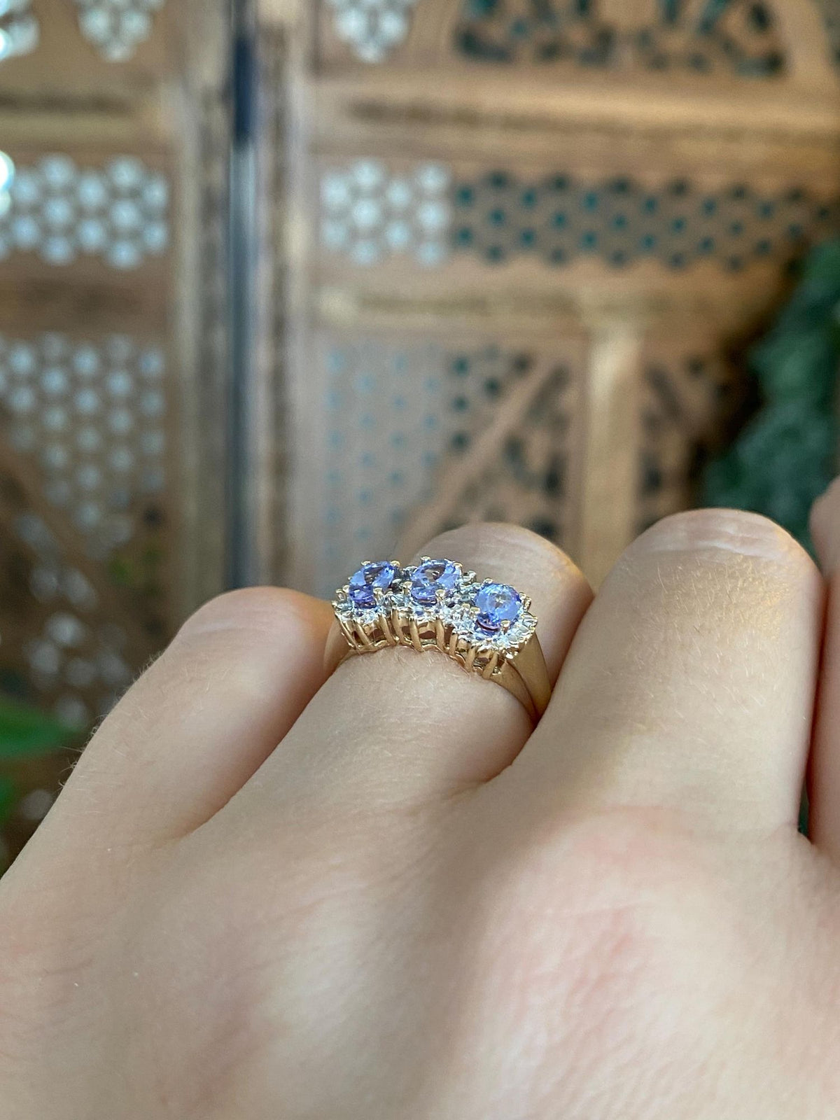 Vintage Solid 14k White & Yellow Gold Tanzanite Row Ring - Size 5.25
