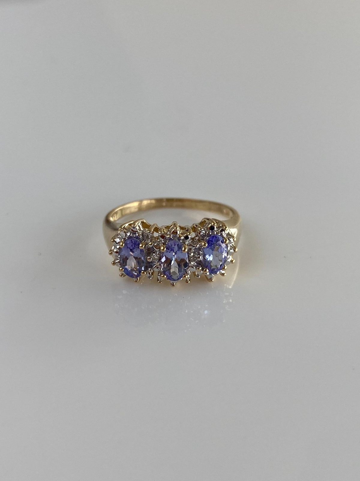 Vintage Solid 14k White & Yellow Gold Tanzanite Row Ring - Size 5.25