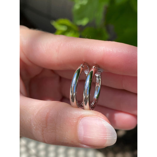 Vintage 14k White Gold Hoop Earrings