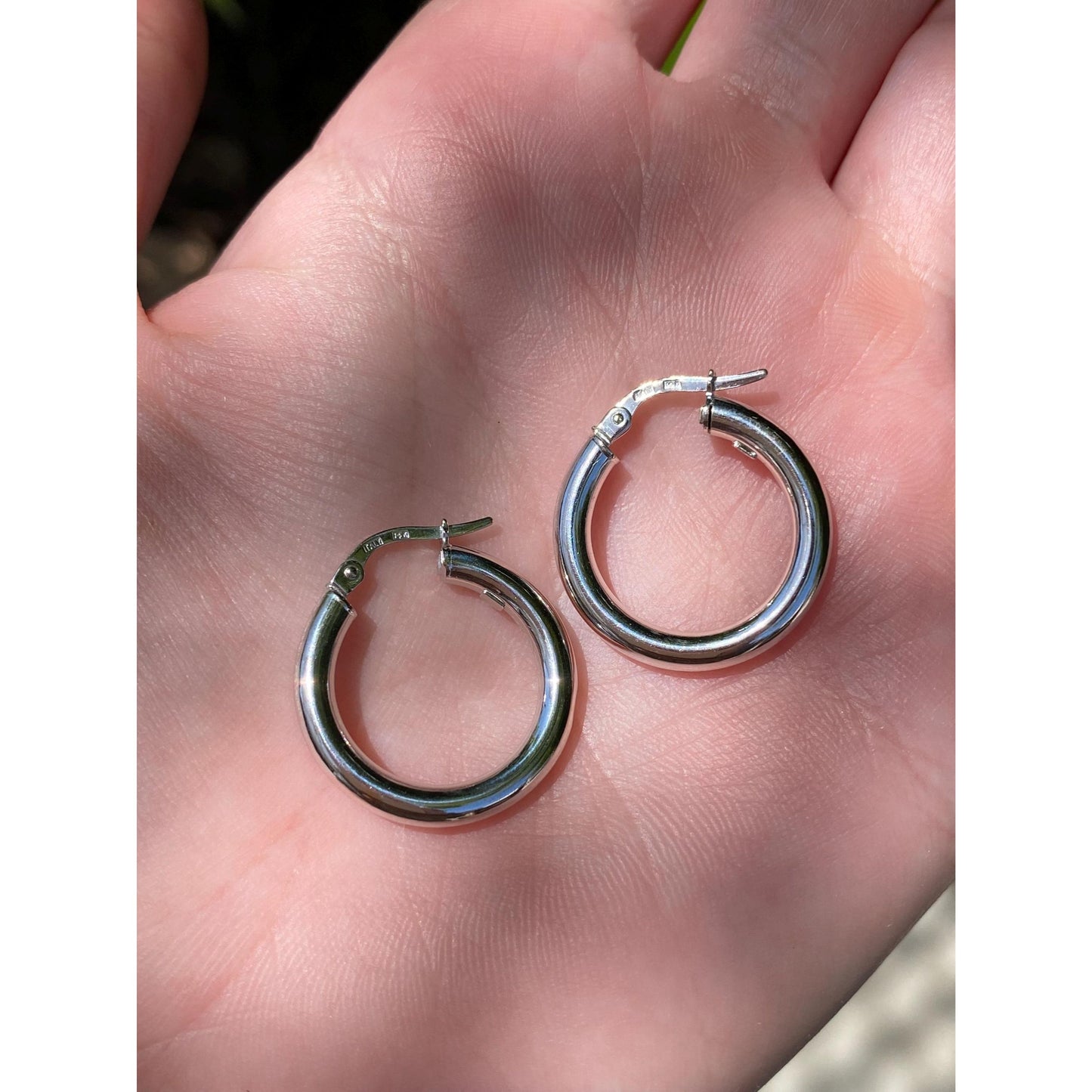 Vintage 14k White Gold Hoop Earrings