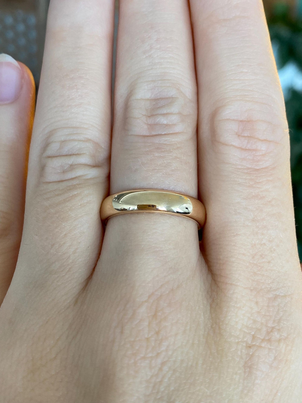 Vintage Solid 18k Yellow Gold Chunky Ring Band - Size 7.25