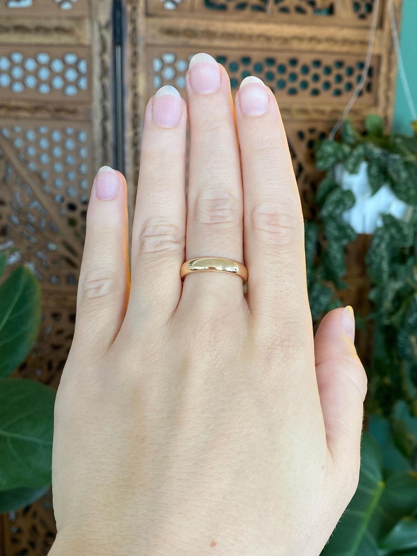 Vintage Solid 18k Yellow Gold Chunky Ring Band - Size 7.25