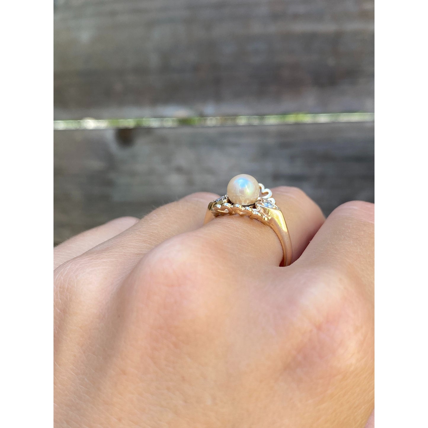 Vintage Solid 14k Yellow Gold Pearl Diamond Hearts Ring - Size 4.25