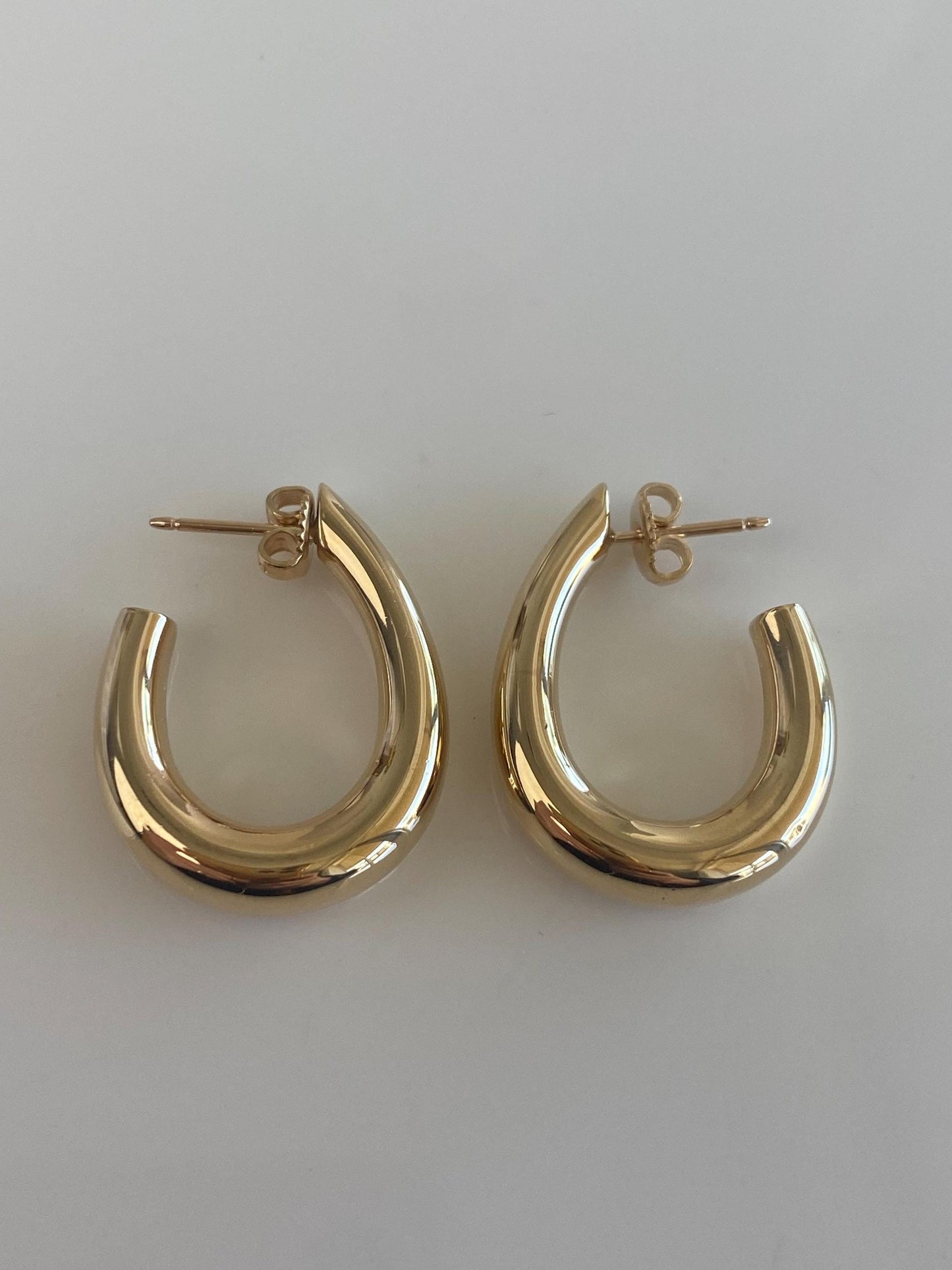 Vintage 14k Yellow Gold Oval Drop Hoop Earrings