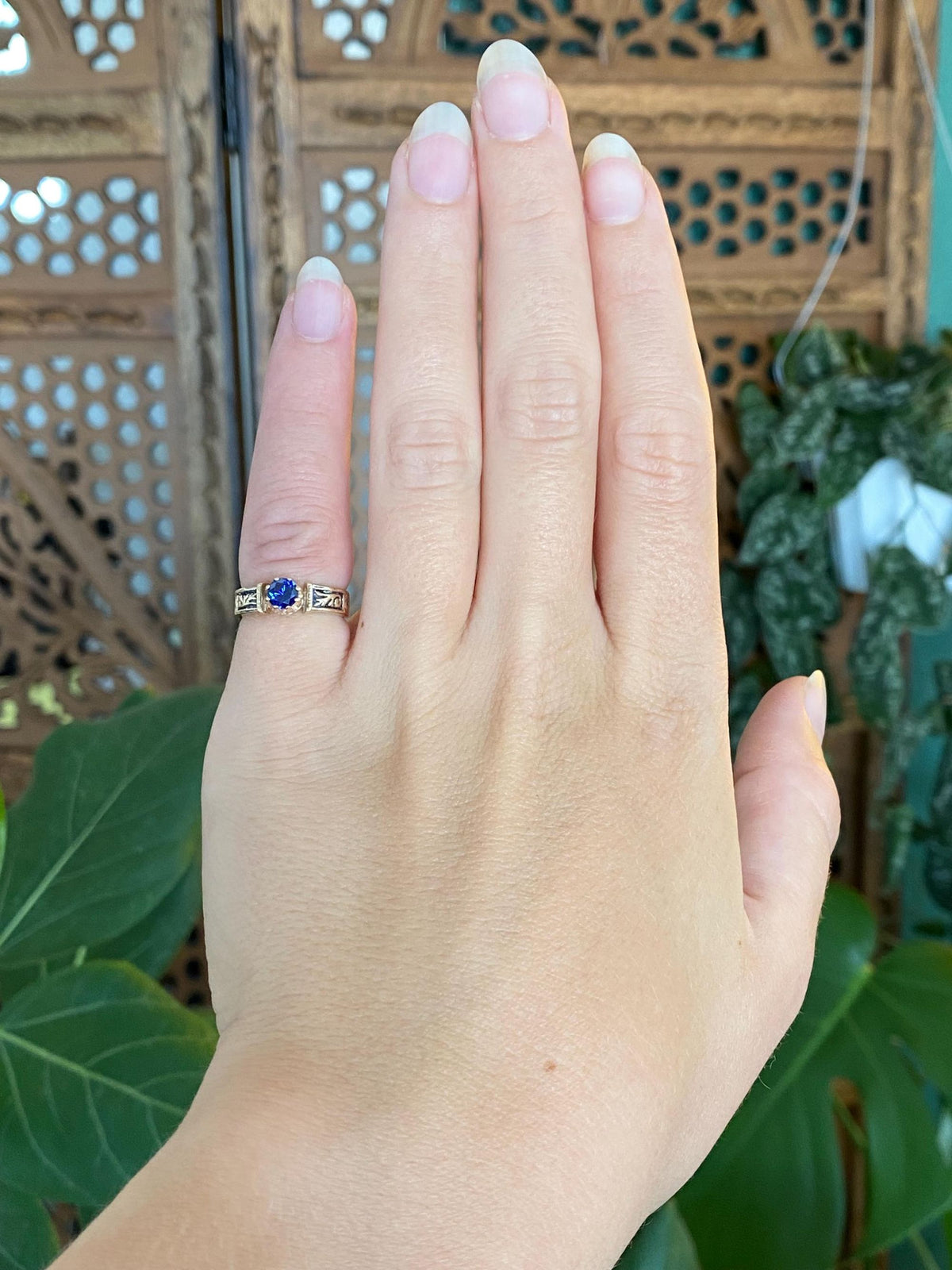Vintage Solid 14k Yellow Gold Blue Sapphire Designed Ring - Size 3