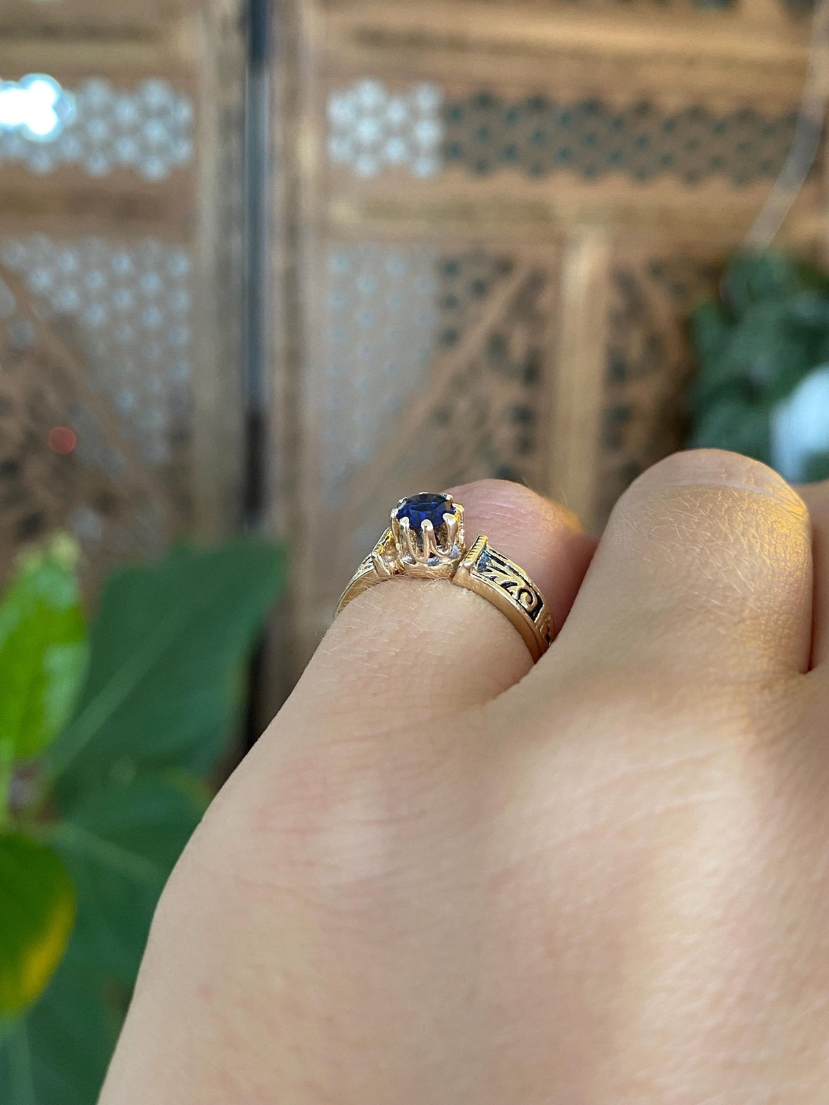 Vintage Solid 14k Yellow Gold Blue Sapphire Designed Ring - Size 3