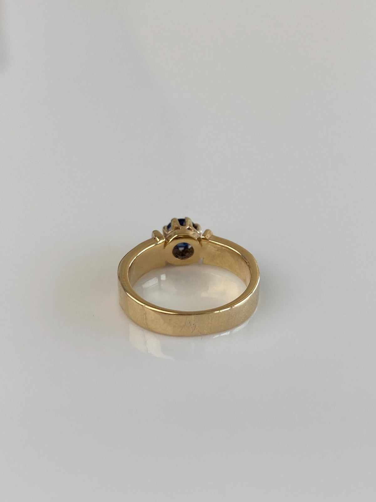 Vintage Solid 14k Yellow Gold Blue Sapphire Designed Ring - Size 3