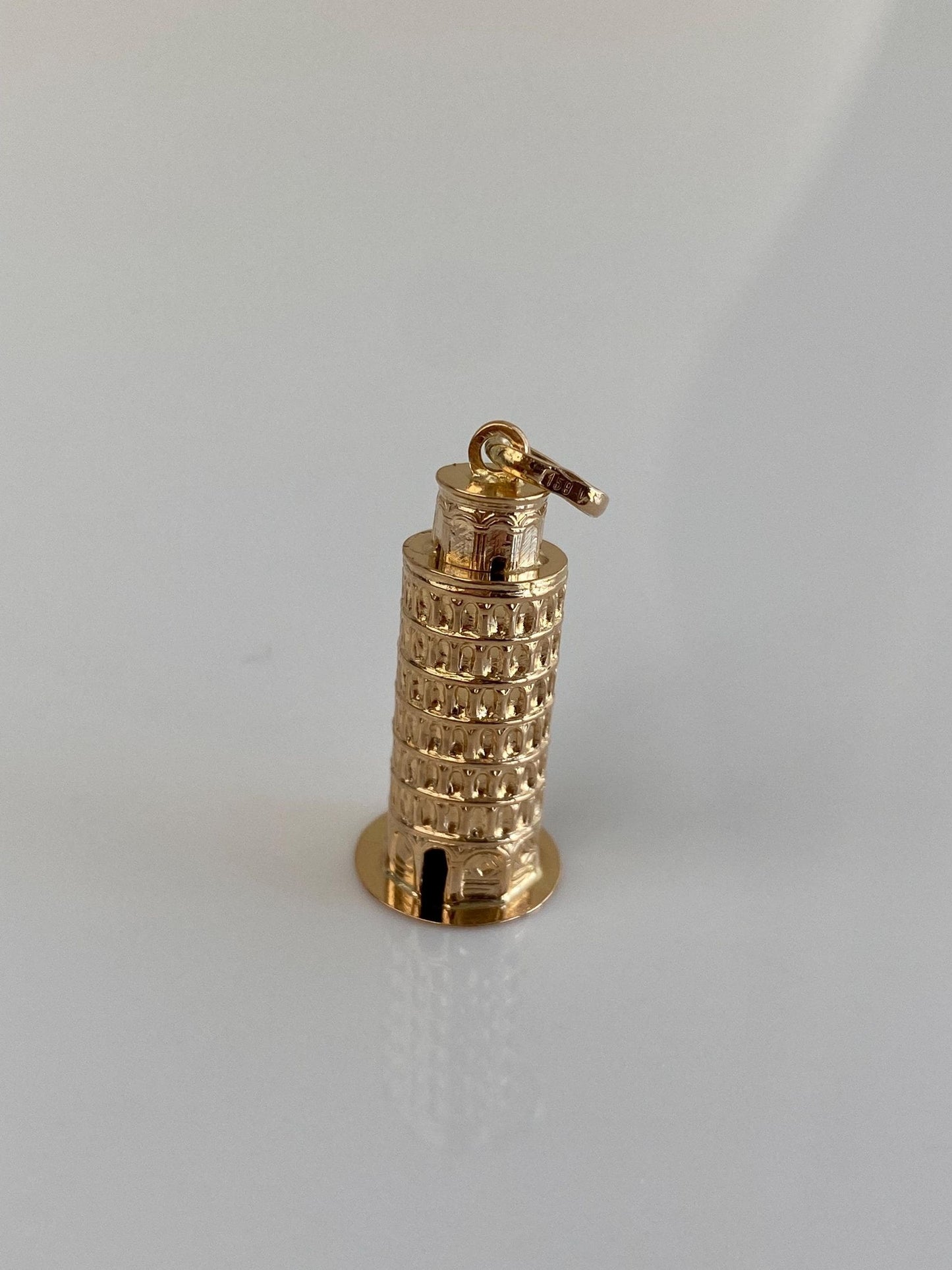 Vintage 18k Yellow Gold Leaning Tower of Pisa Charm