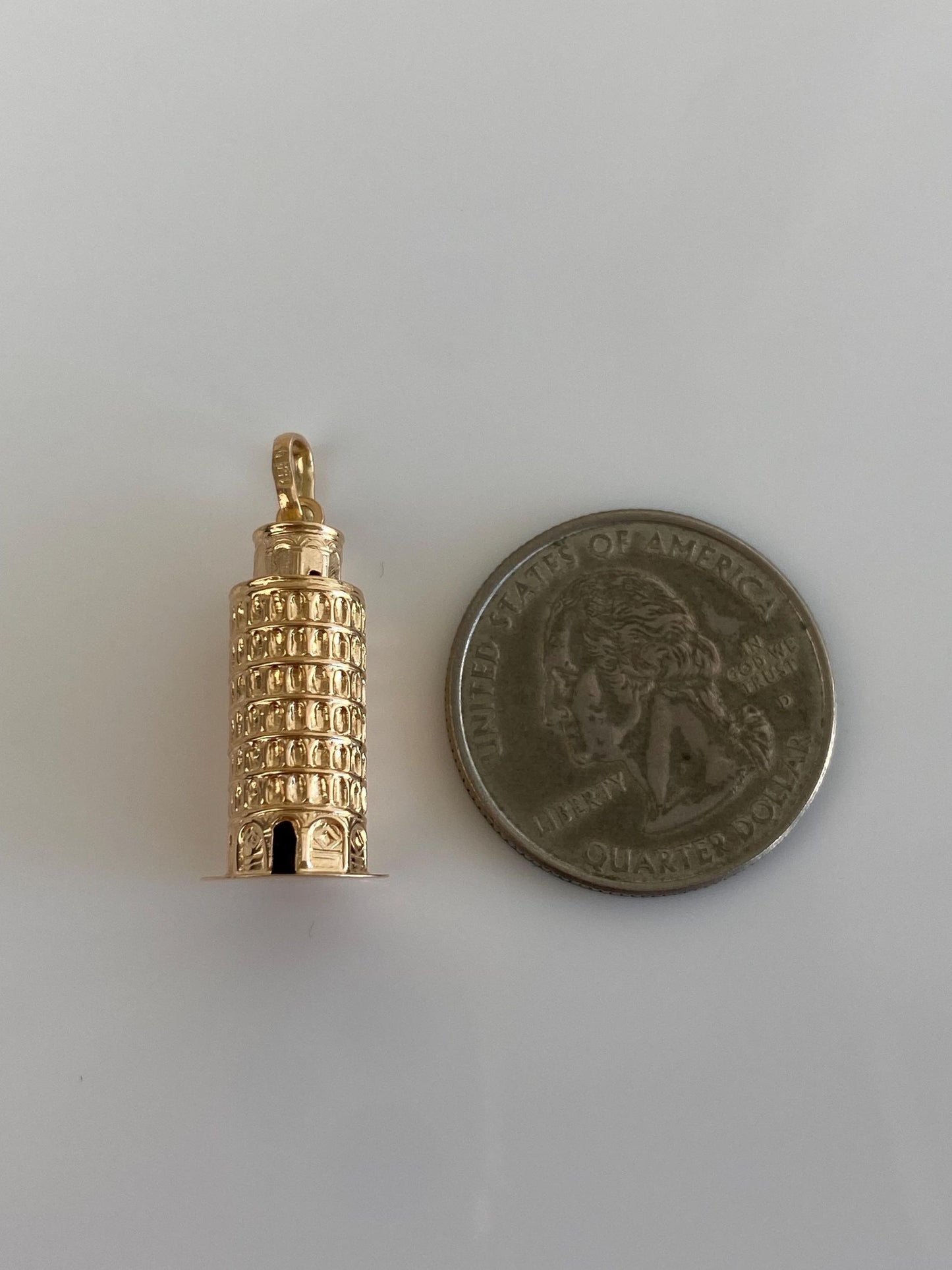 Vintage 18k Yellow Gold Leaning Tower of Pisa Charm