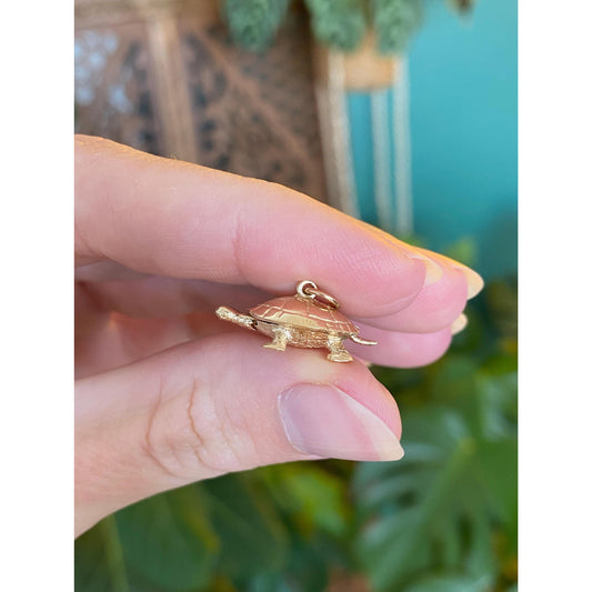 Vintage Solid 14k Yellow Gold Articulated Turtle Charm