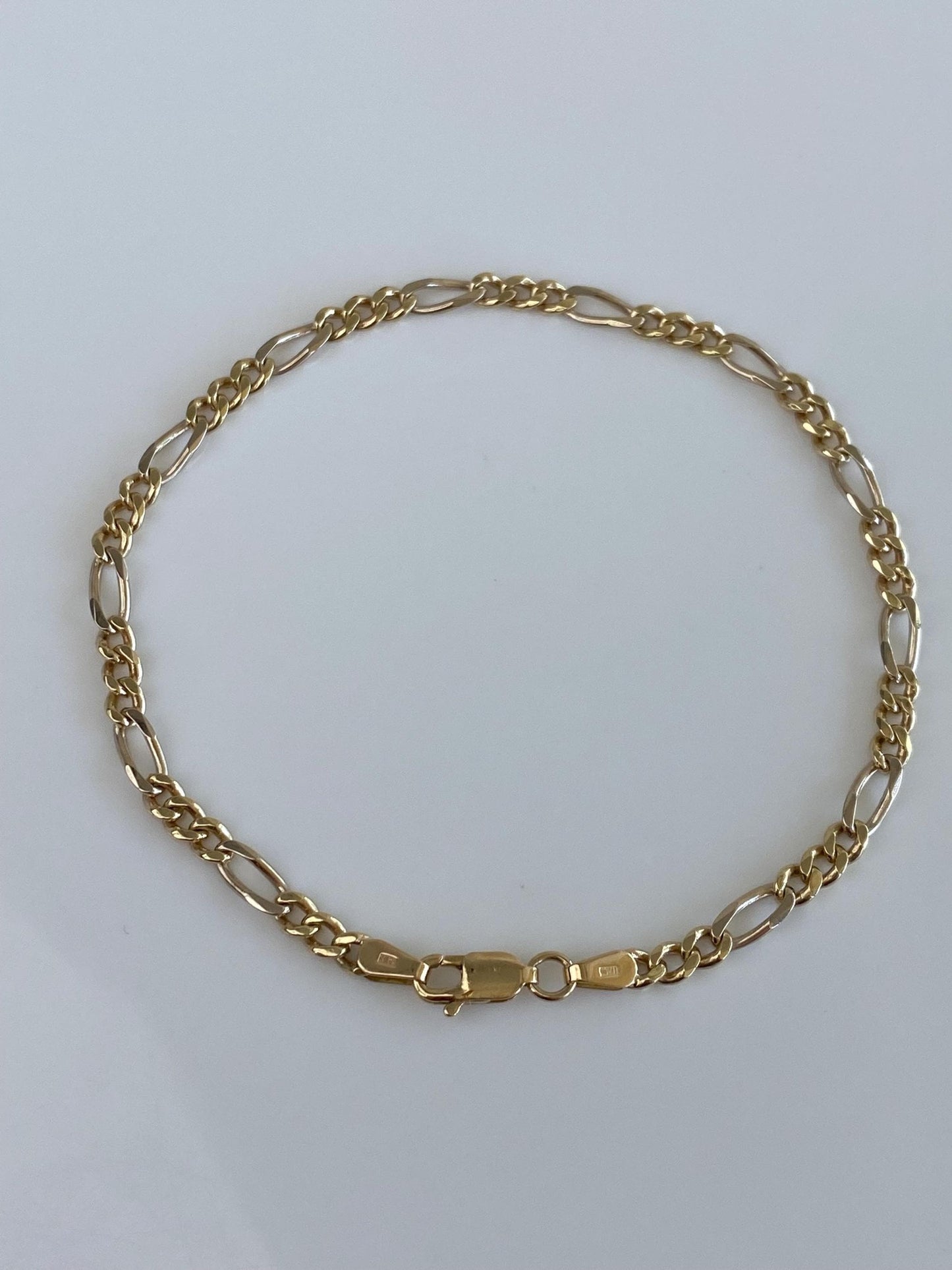 Vintage Solid 14k Yellow Gold Figaro Chain Bracelet - 8.25 inches