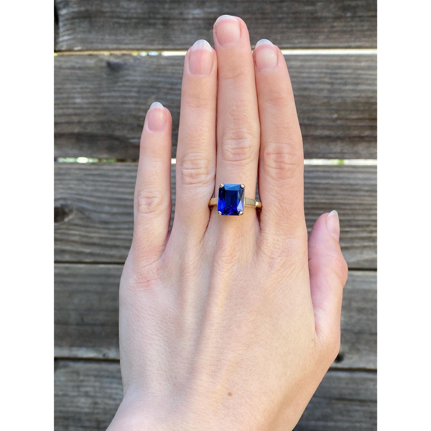 Solid 14k Yellow Gold Blue Spinel Ring - Size 9