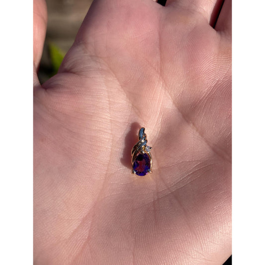 Vintage Solid 14k Yellow Gold Amethyst Diamond Charm