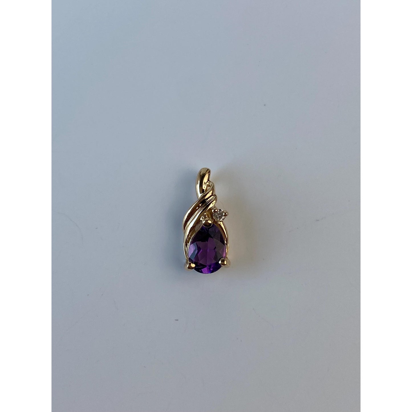 Vintage Solid 14k Yellow Gold Amethyst Diamond Charm