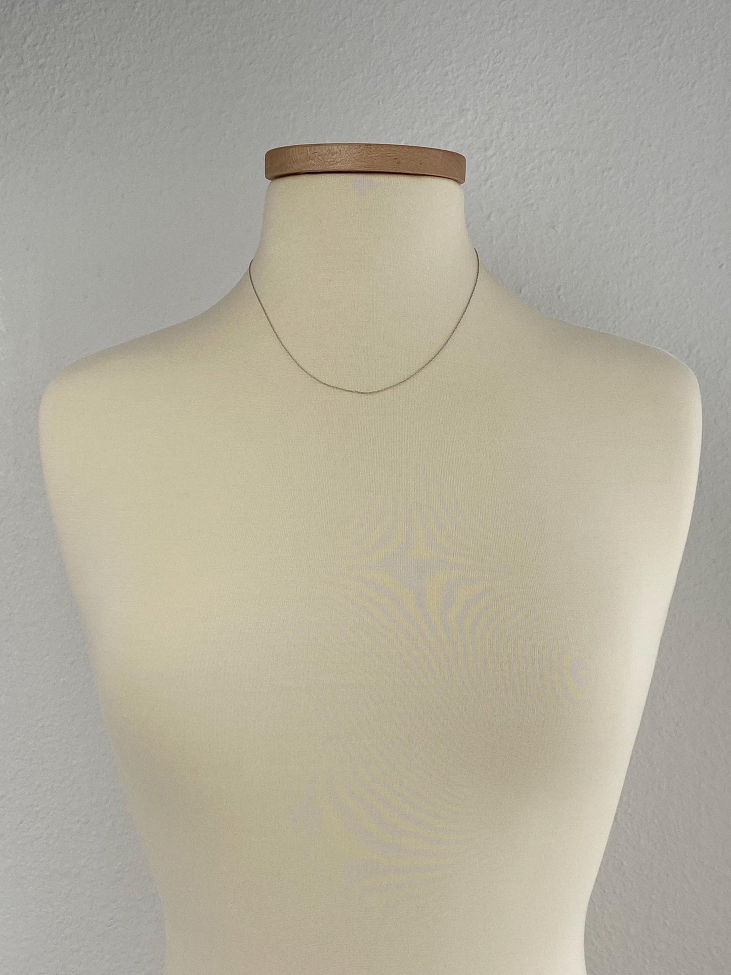 Vintage Solid 10k White Gold Dainty Chain Necklace - 18.25 inches
