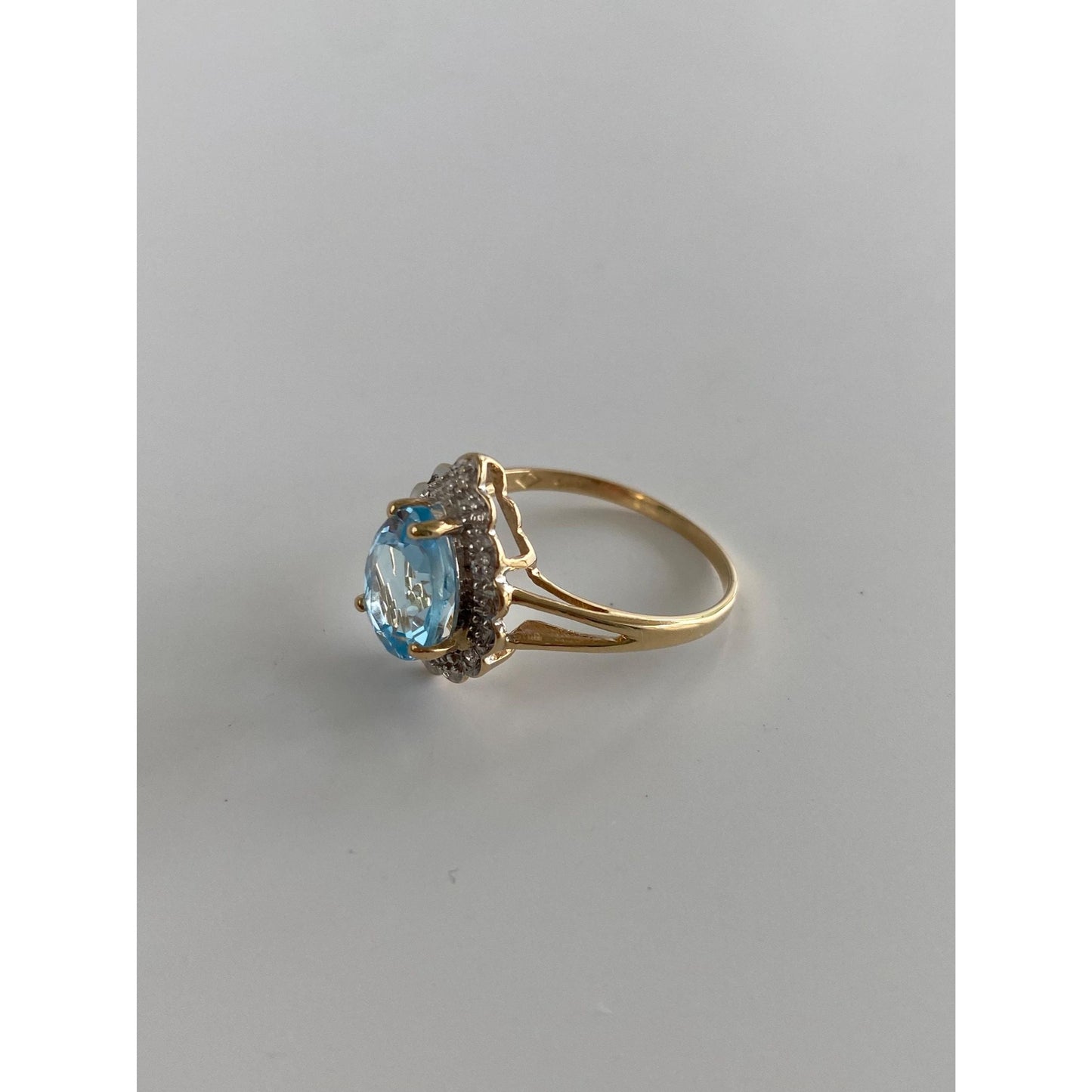 Vintage Solid 10k White & Yellow Gold Diamond Halo Topaz Ring - Size 8