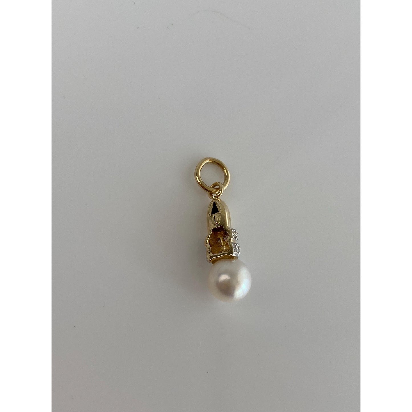 Vintage Solid 14k Yellow Gold Diamond Pearl Charm