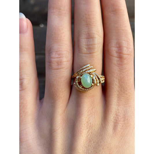 Vintage Solid 14k Yellow Gold Light Green Star Sapphire Ring - Size 5.75