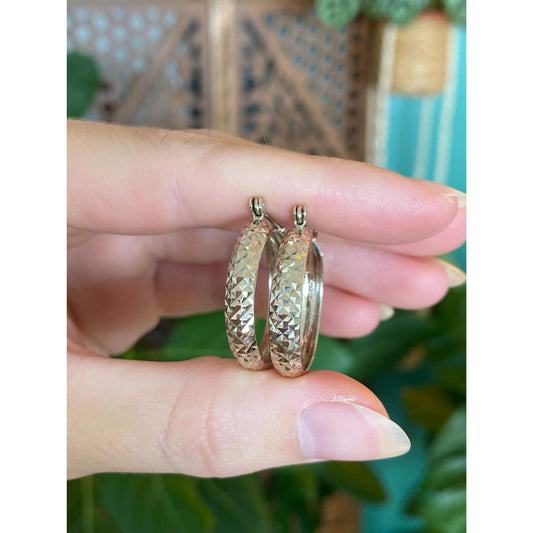 Vintage Solid 14k White Gold Faceted Hoop Earrings