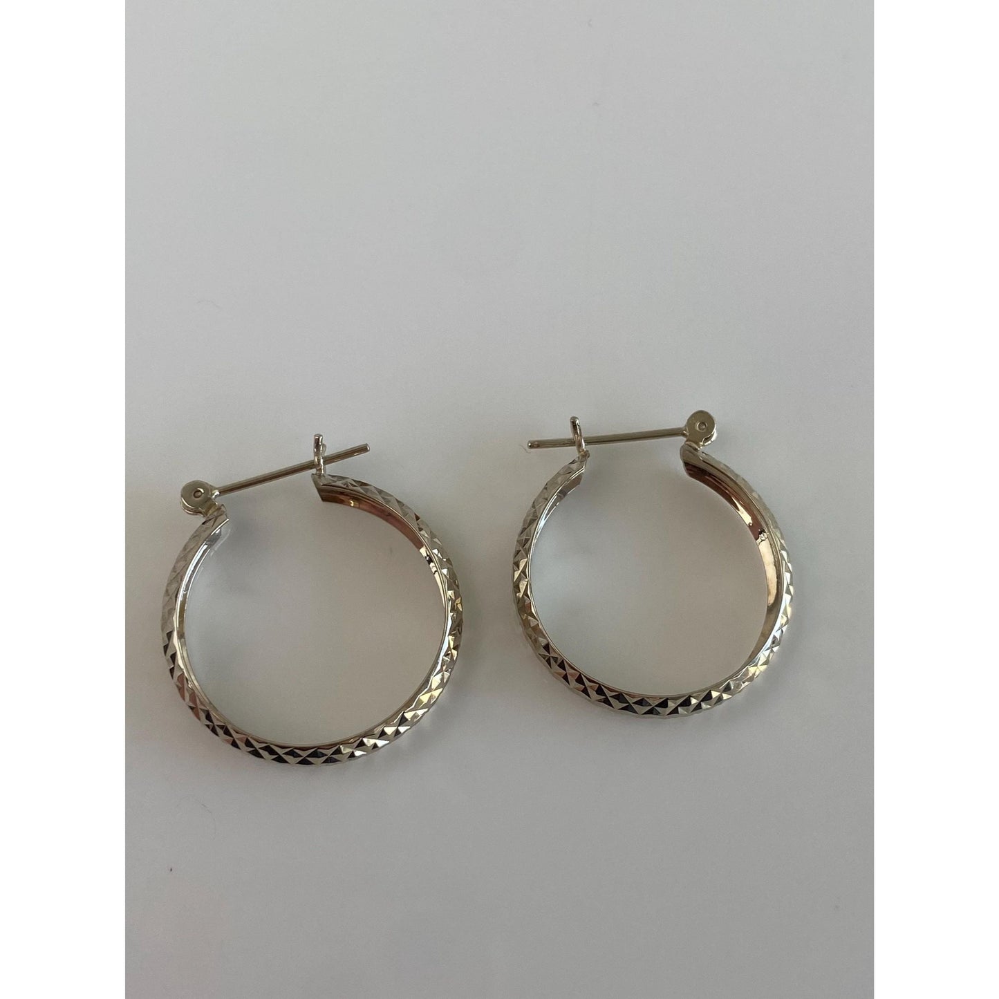 Vintage Solid 14k White Gold Faceted Hoop Earrings