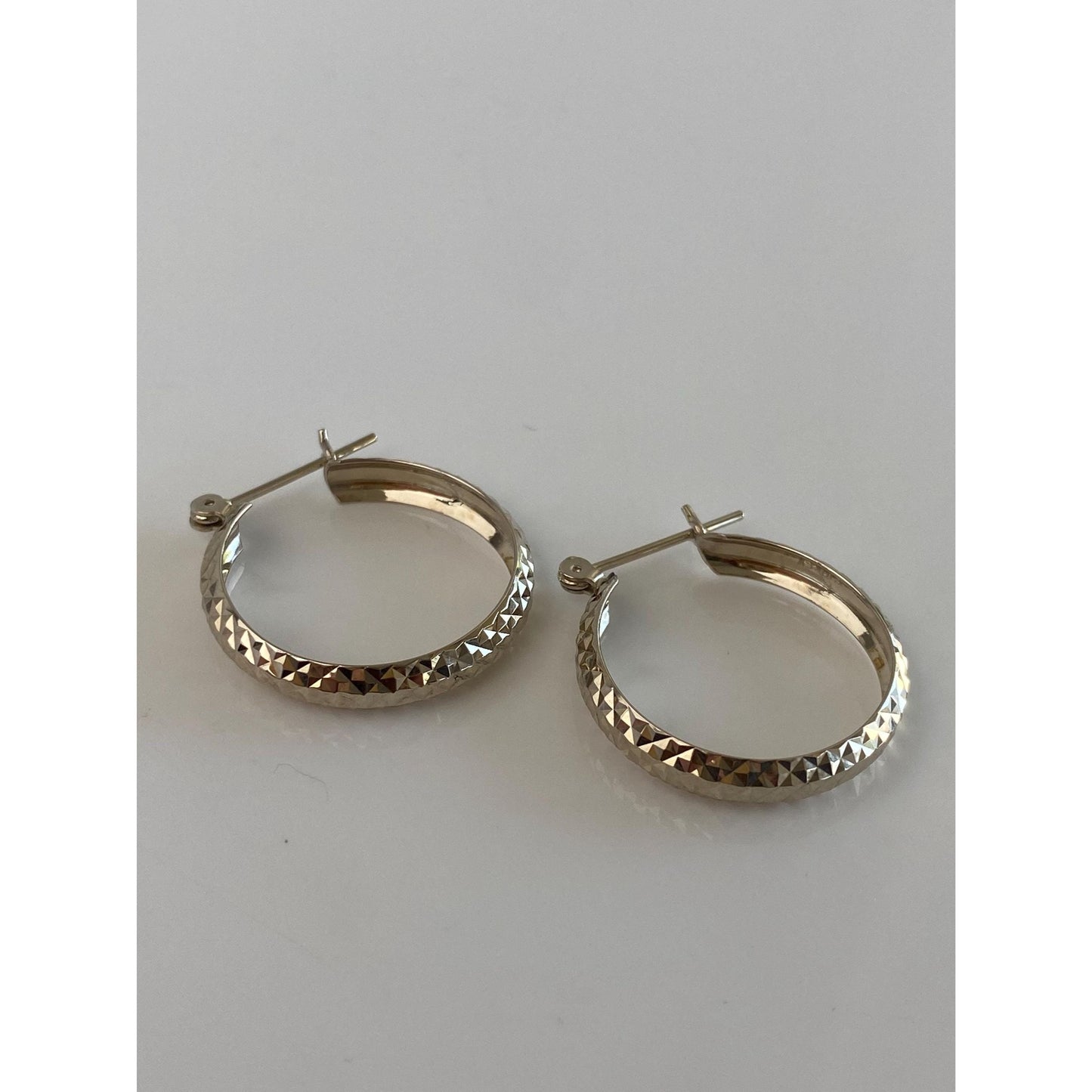 Vintage Solid 14k White Gold Faceted Hoop Earrings