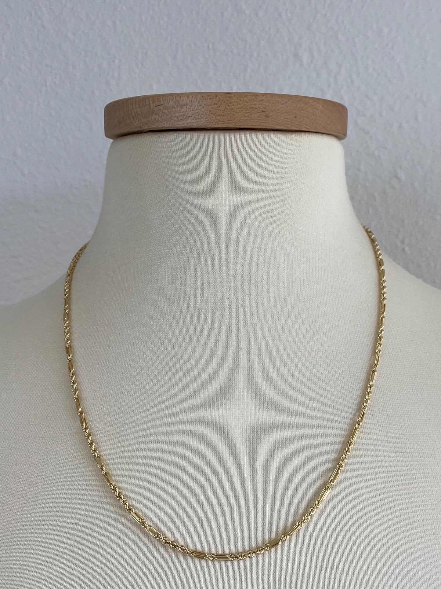 Vintage 14k Yellow Gold Fancy Figaro Rope Chain Necklace - 22 inches